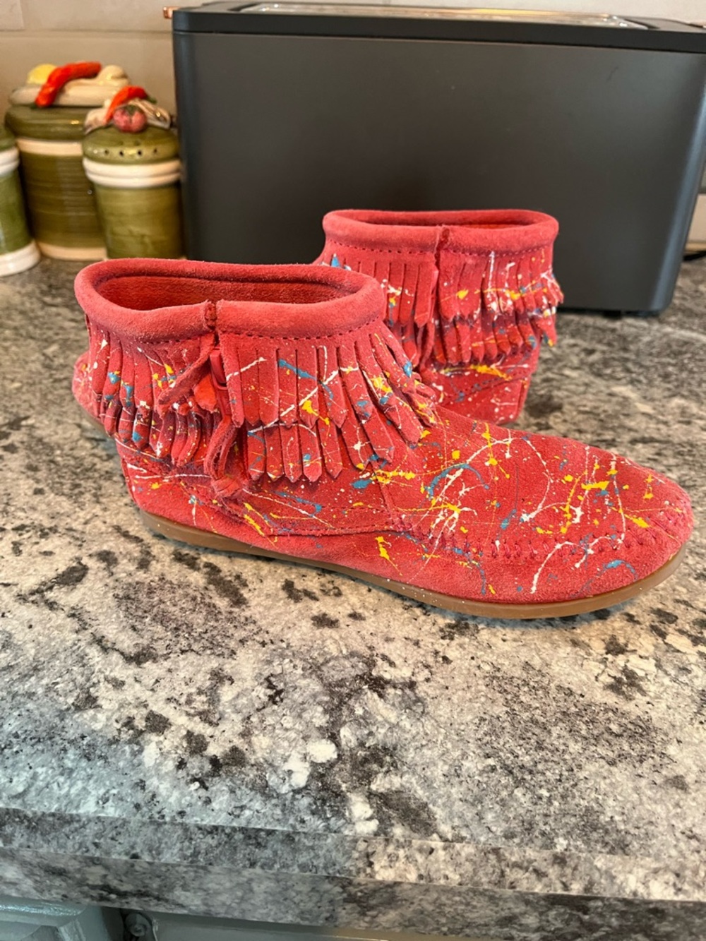 Minnetonka Girls Moccasin Fringe Pink SplashAnkle Leather Boots Side Zip Size 3